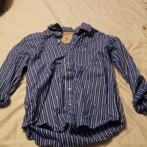 Hollister button up XL